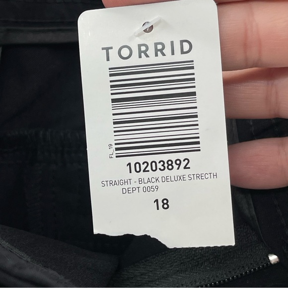 NWT TORRID STANDARD MILLENNIUM STRETCH BLACK STRAIGHT LEG DRESS PANTS SIZE 18 - Picture 11 of 16